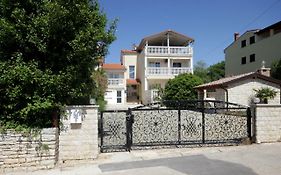Apartments Domic